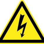 señal de peligro de riesgo eléctrico